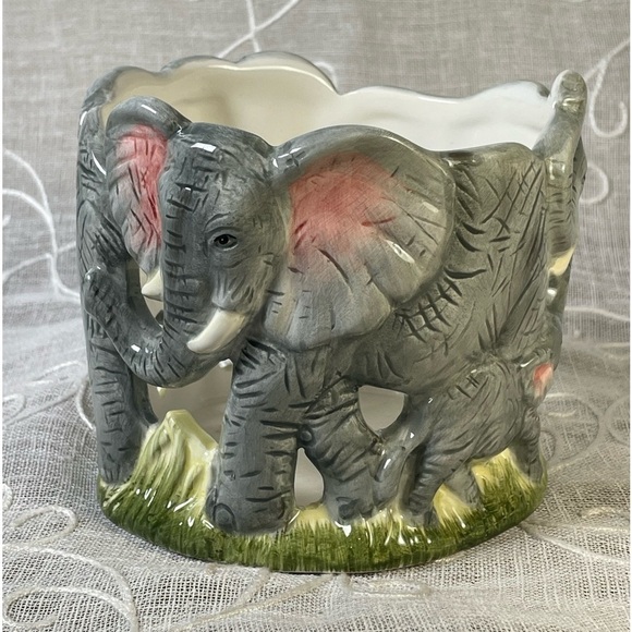 Vintage 2002 Elephant Family Ceramic Candle Votive Holder.  Gray Pink & Green. - Picture 2 of 7
